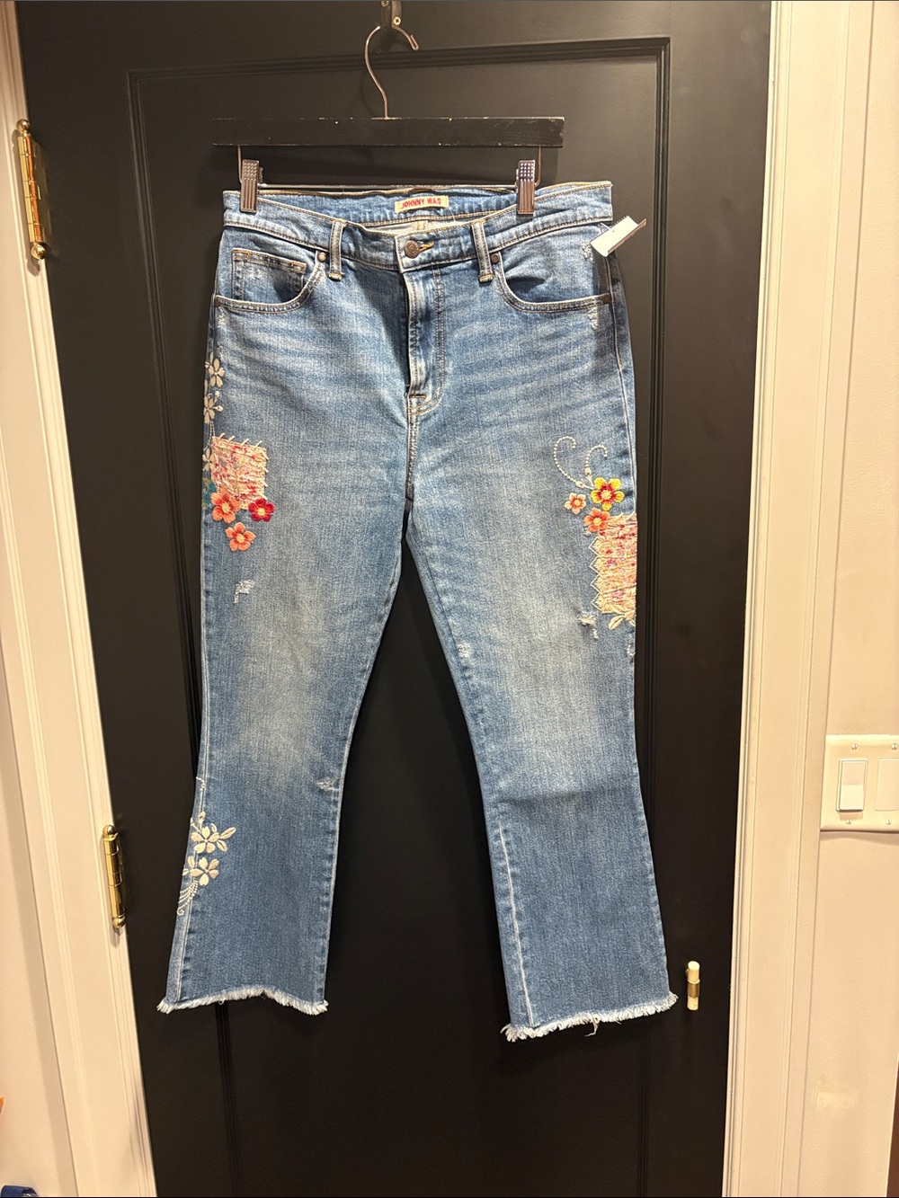 Johnny Was Blue Orange Flare cropped Jeans Floral Embroidery size 29 stretch